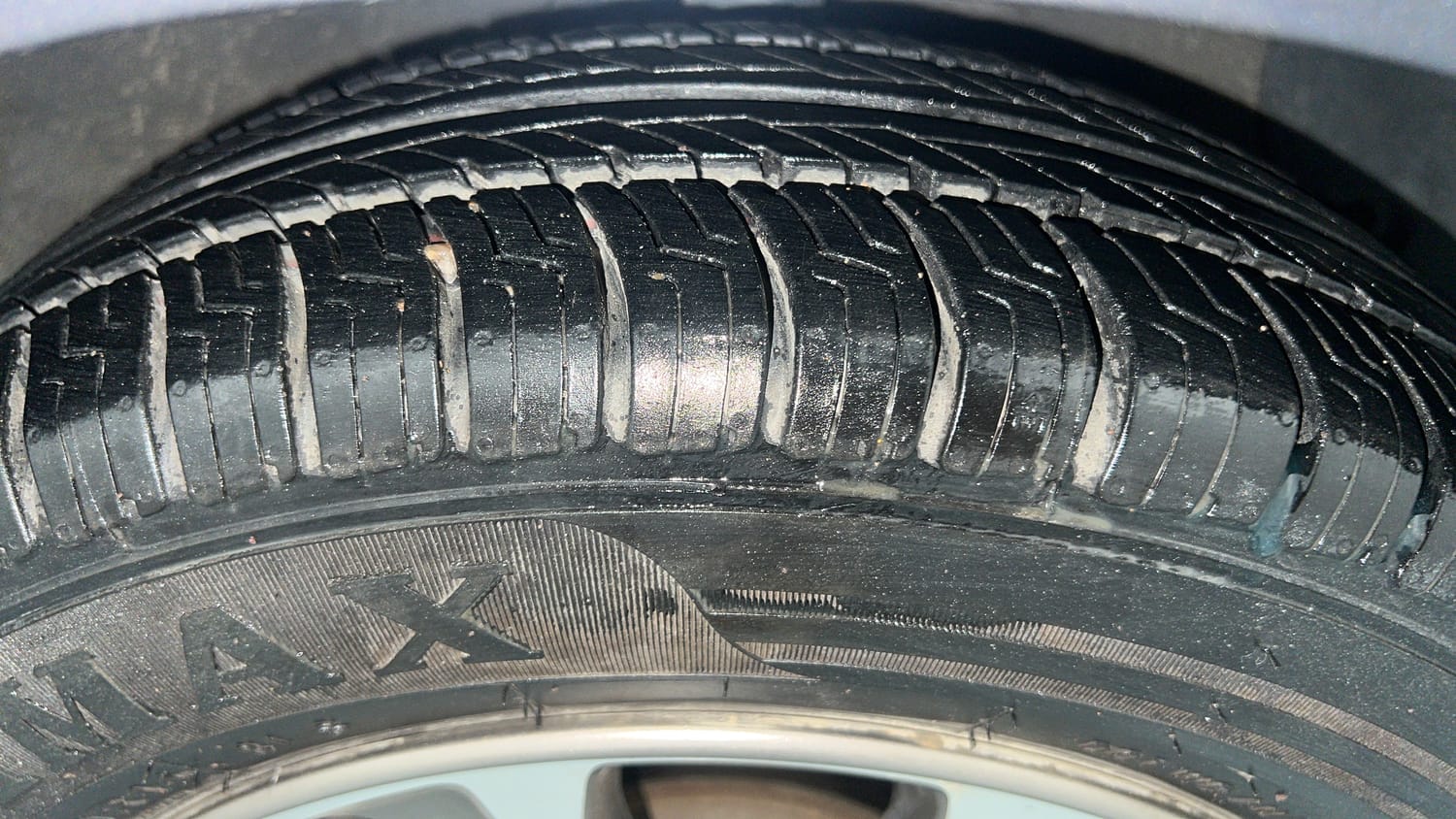 Used 2016 Hyundai Grand i10 Asta 1.2 Kappa VTVT (O) Petrol Manual tyres RIGHT FRONT TYRE TREAD VIEW