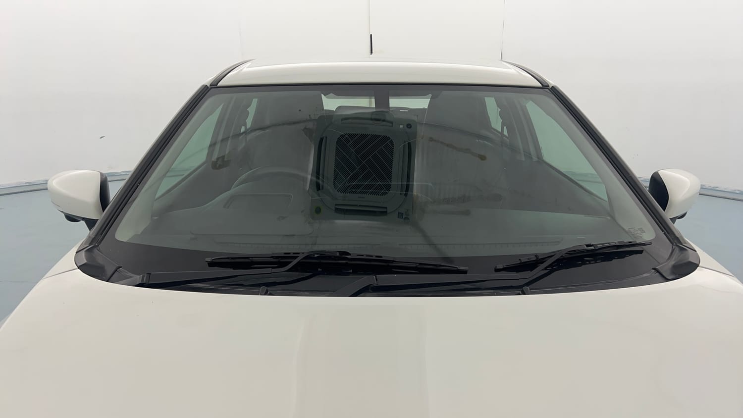 Used 2024 Maruti Suzuki Baleno Alpha MT Petrol Manual exterior FRONT WINDSHIELD VIEW