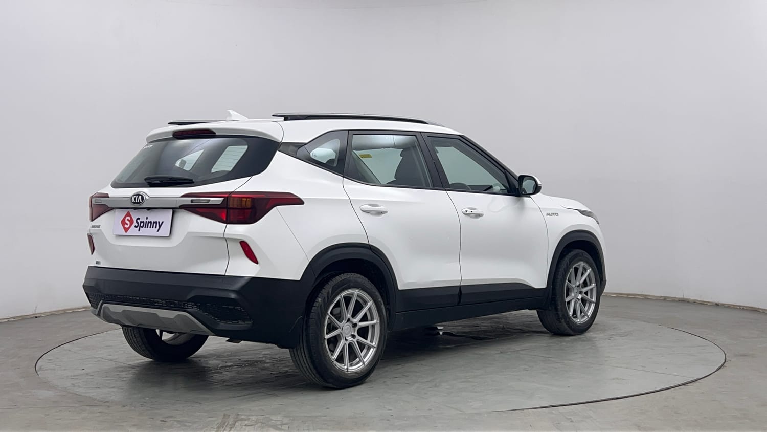 Used 2019 Kia Seltos HTK Plus AT 1.5 Diesel Diesel Automatic exterior RIGHT REAR CORNER VIEW