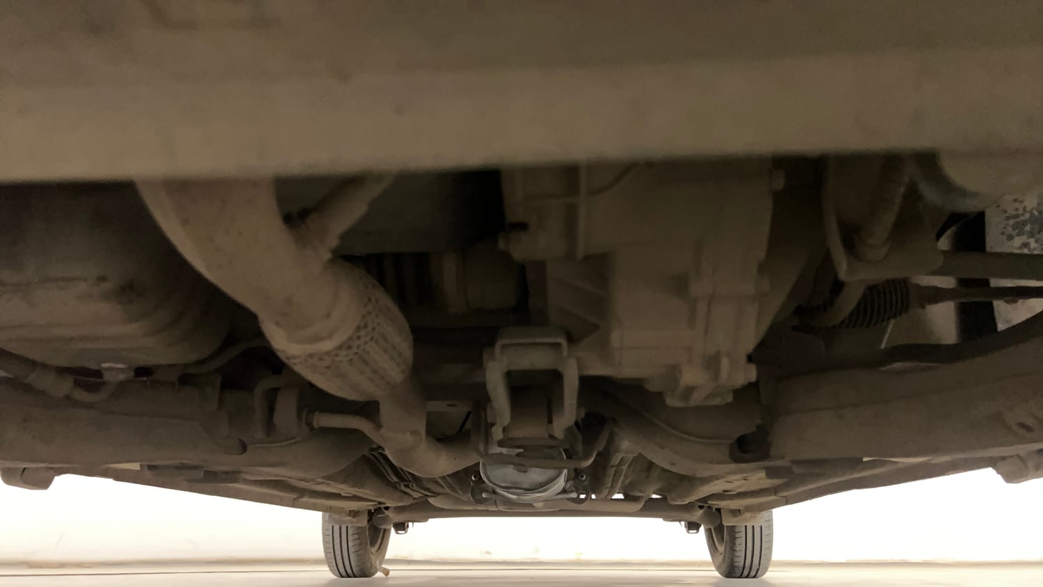 Used 2014 Chevrolet Beat LT Petrol Petrol Manual extra FRONT LEFT UNDERBODY VIEW