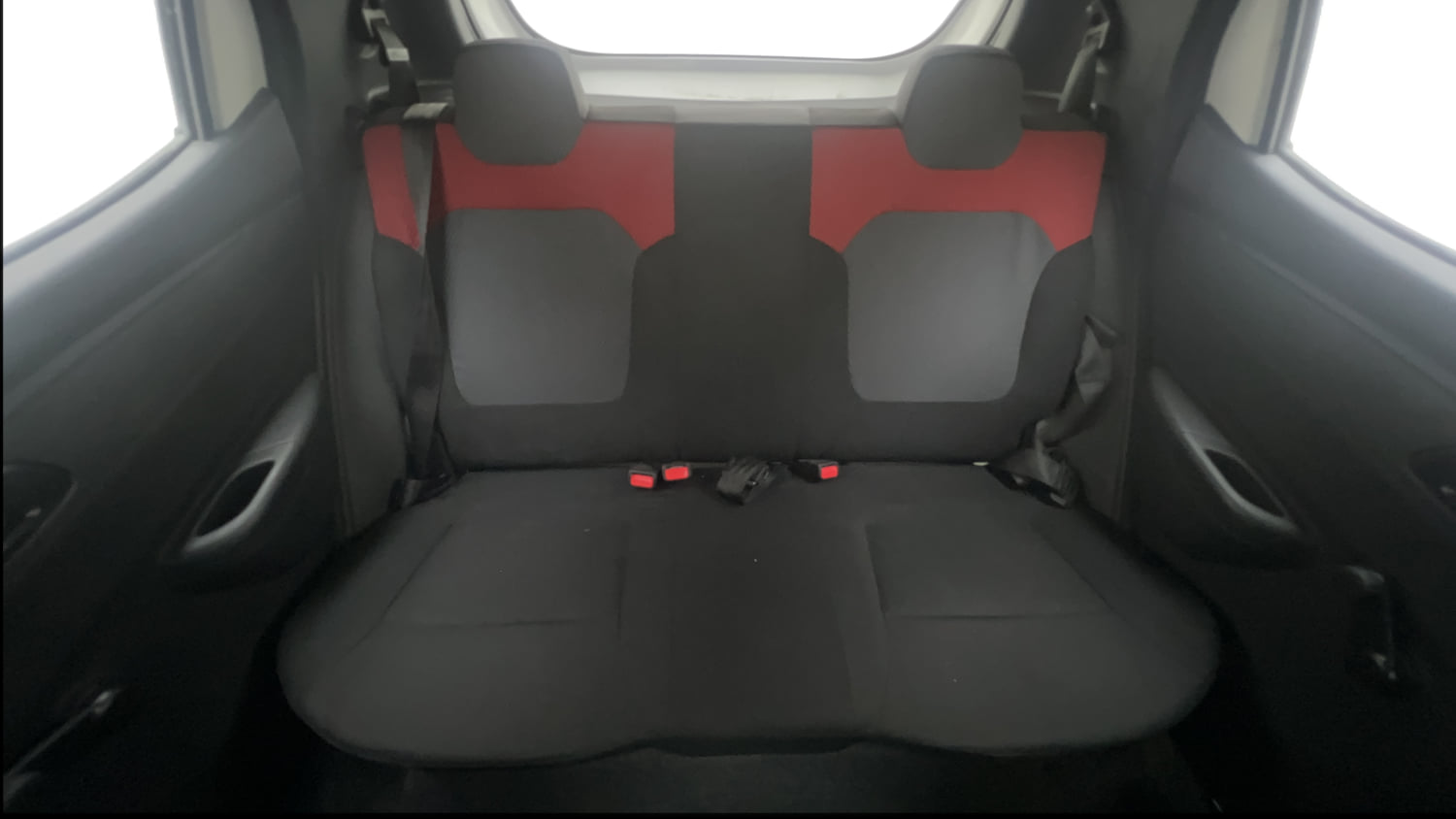 Used 2016 Renault Kwid RXT Petrol Manual interior REAR SEAT CONDITION VIEW