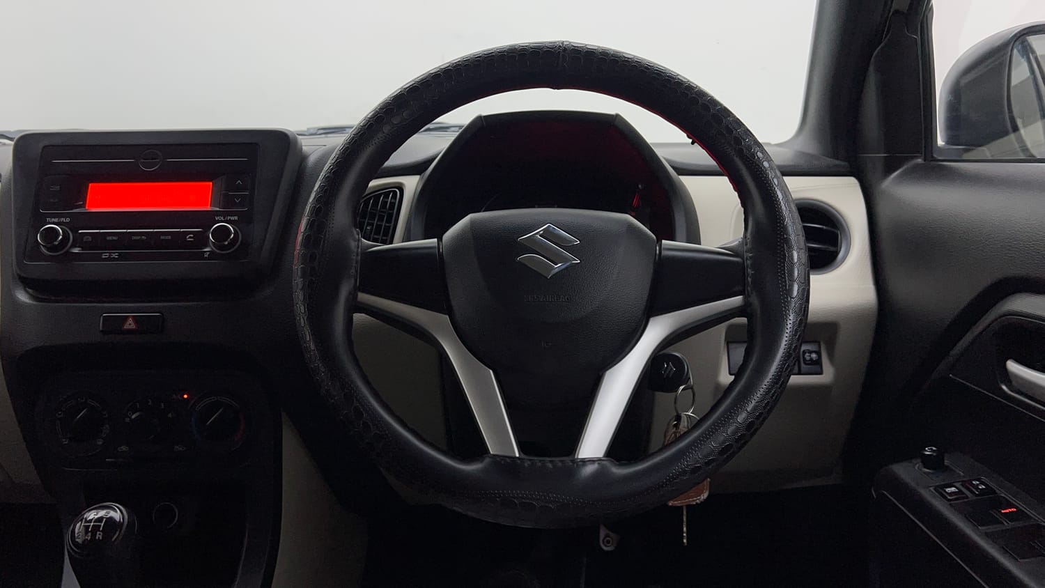 Used 2023 Maruti Suzuki Wagon R VXI 1.0 Petrol Manual interior STEERING VIEW