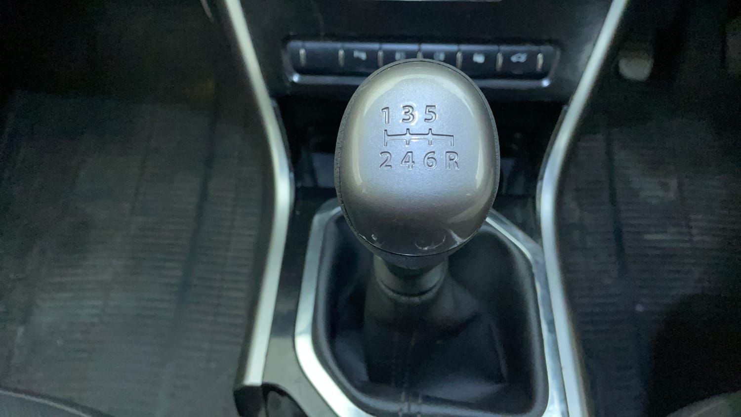 Used 2018 Tata Nexon XZ Plus Diesel Diesel Manual interior GEAR  KNOB VIEW