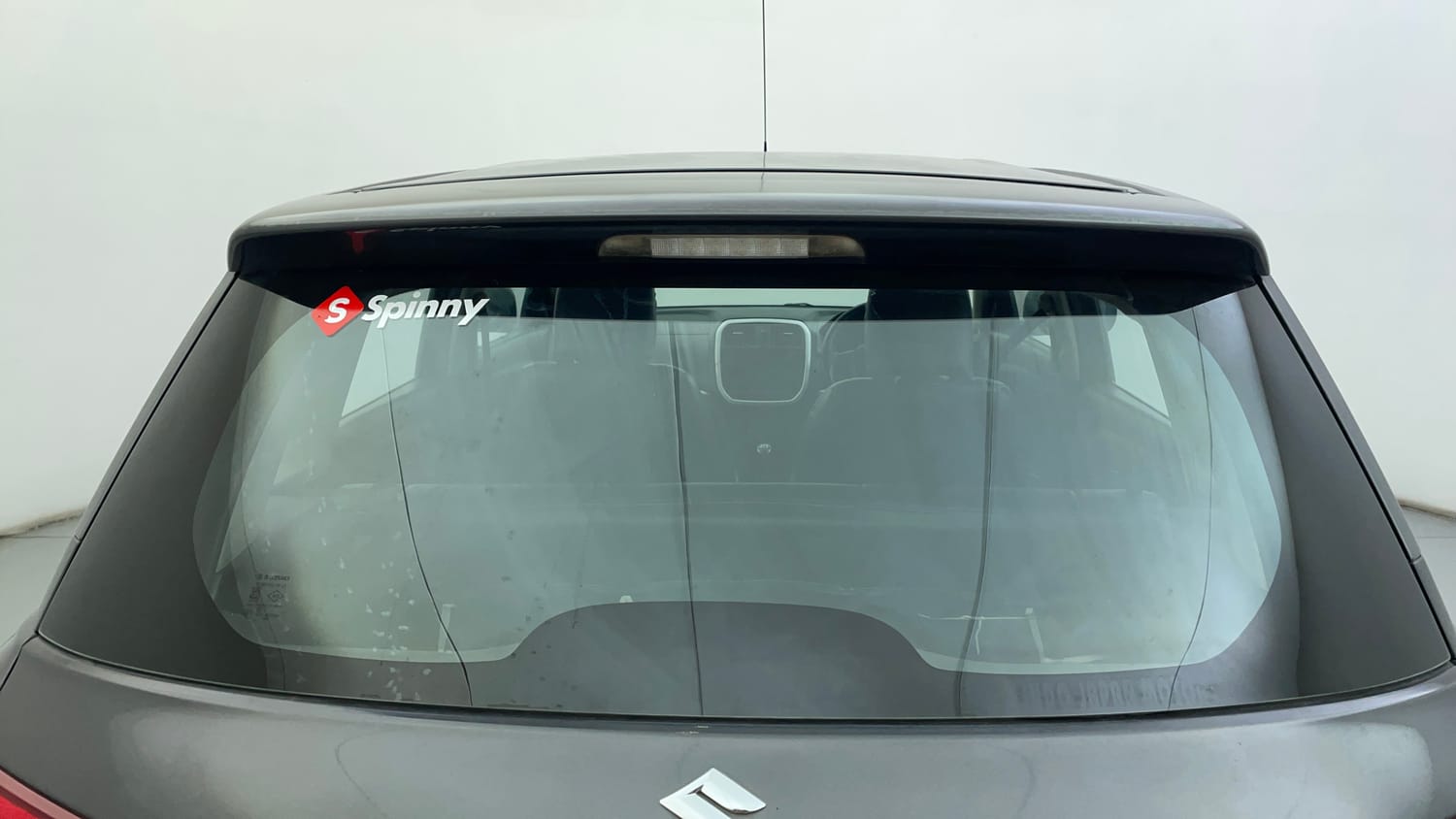 Used 2017 Maruti Suzuki Vitara Brezza LDi (O) Diesel Manual exterior BACK WINDSHIELD VIEW
