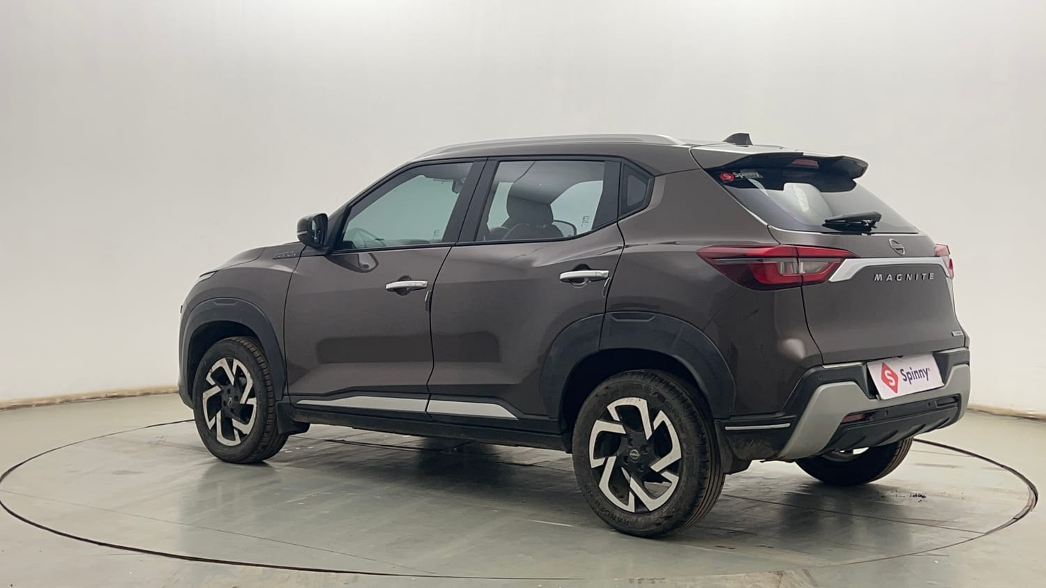 Used 2021 Nissan Magnite XV Turbo Petrol Manual exterior LEFT REAR CORNER VIEW