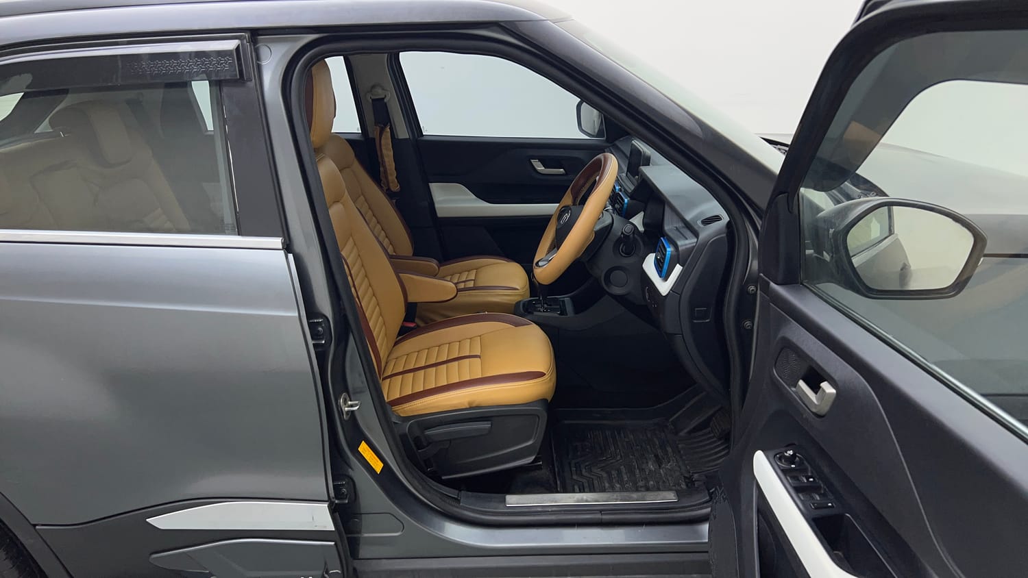 Used 2023 Tata Punch Creative Dual Tone AMT Sunroof Petrol Automatic interior RIGHT SIDE FRONT DOOR CABIN VIEW