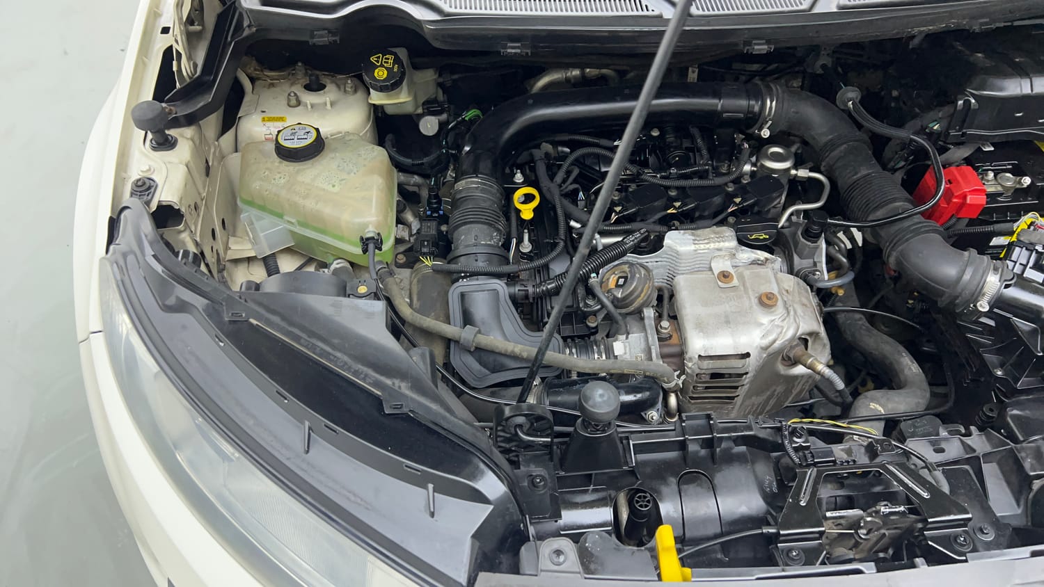 Used 2014 Ford EcoSport Titanium 1.0 Ecoboost (Opt) Petrol Manual engine ENGINE RIGHT SIDE VIEW