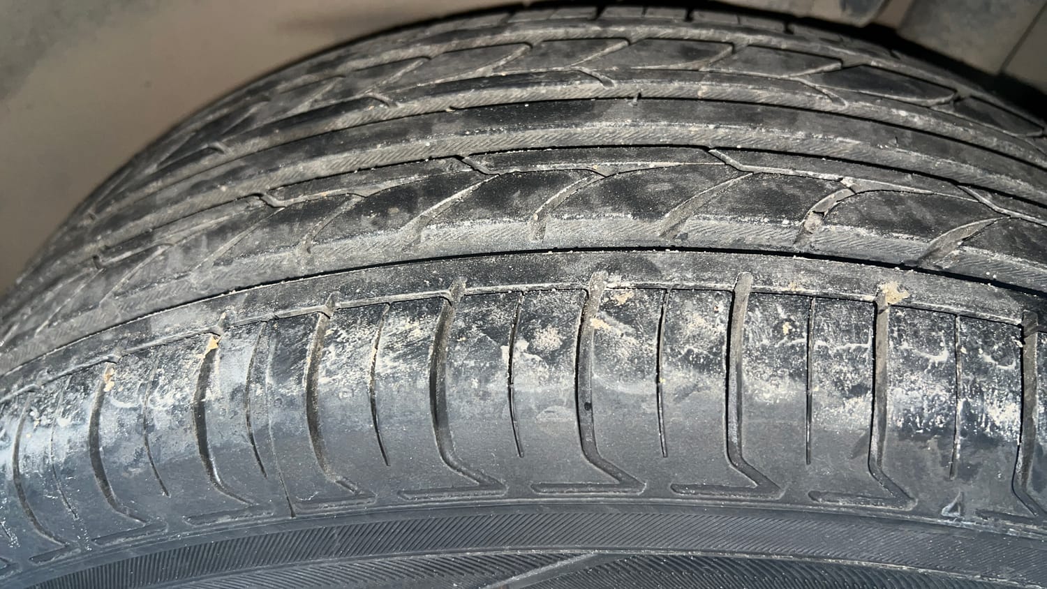 Used 2021 maruti-suzuki Vitara Brezza VXi Petrol Manual tyres LEFT REAR TYRE TREAD VIEW