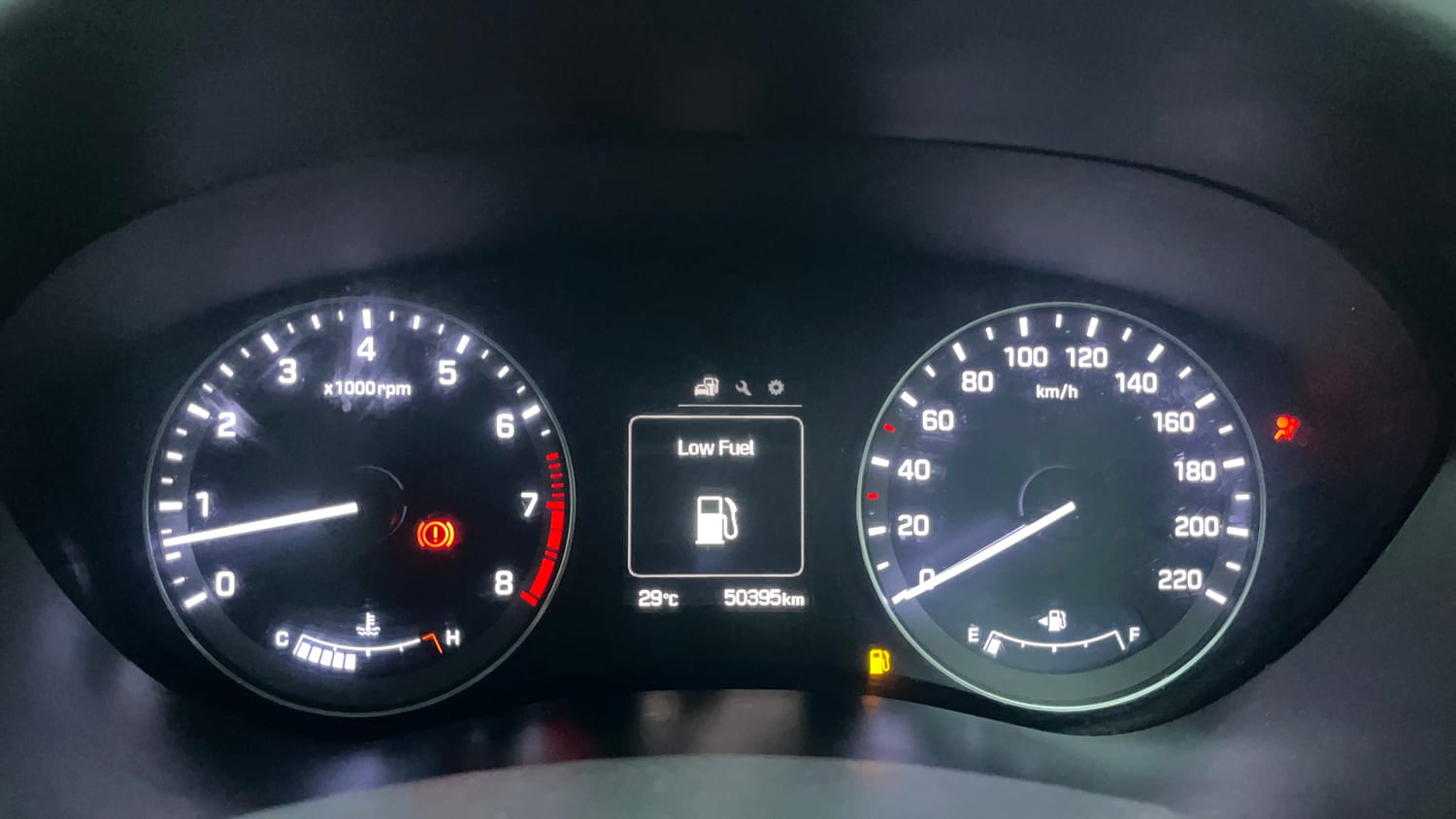Used 2016 Hyundai Elite i20 Asta 1.2 Petrol Manual interior CLUSTERMETER VIEW