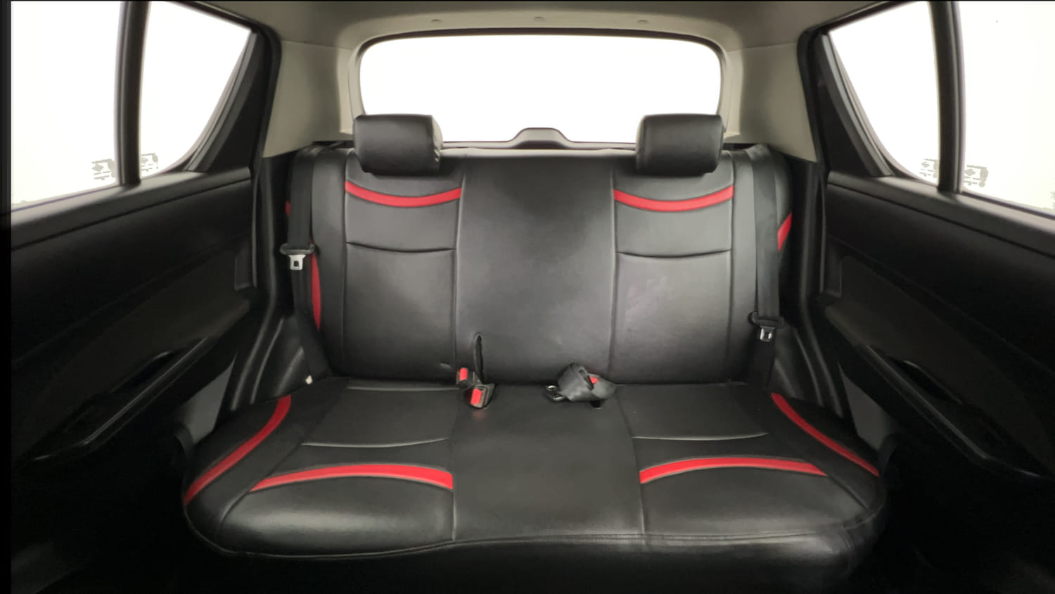 Used 2014 Maruti Suzuki Swift VXi Petrol Manual interior REAR SEAT CONDITION VIEW