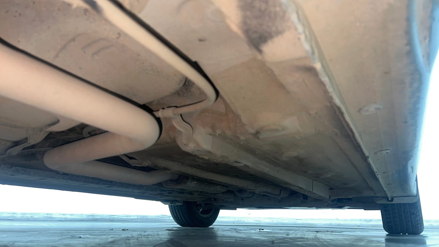 Used 2019 Hyundai Elantra 2.0 SX (O) AT Petrol Automatic extra REAR RIGHT UNDERBODY VIEW