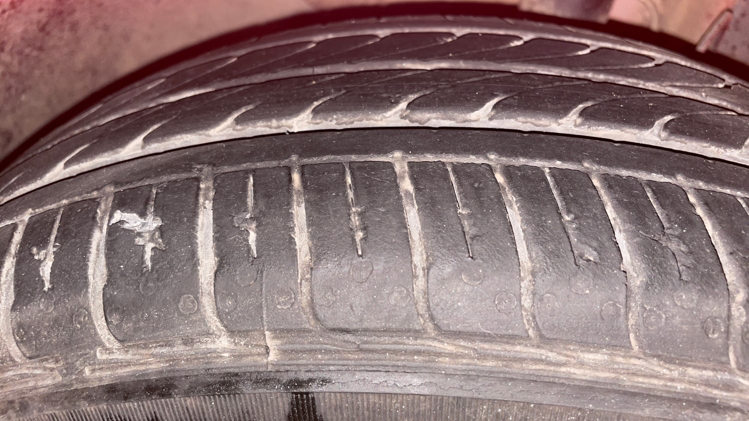 Used 2021 Tata Tiago XZA Plus Petrol Automatic tyres RIGHT FRONT TYRE TREAD VIEW