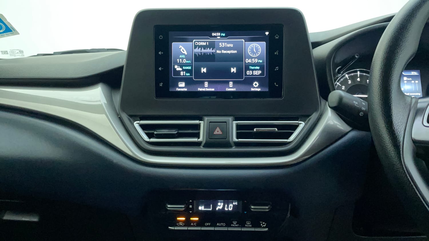 Used 2024 Maruti Suzuki Baleno Zeta AGS Petrol Automatic interior MUSIC SYSTEM & AC CONTROL VIEW