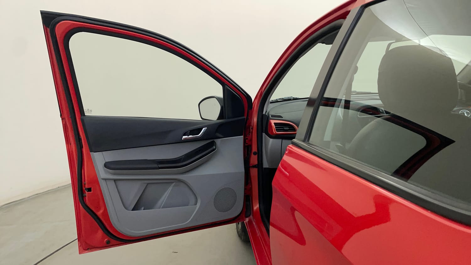 Used 2021 Tata Tiago XZA Plus Petrol Automatic interior LEFT FRONT DOOR OPEN VIEW