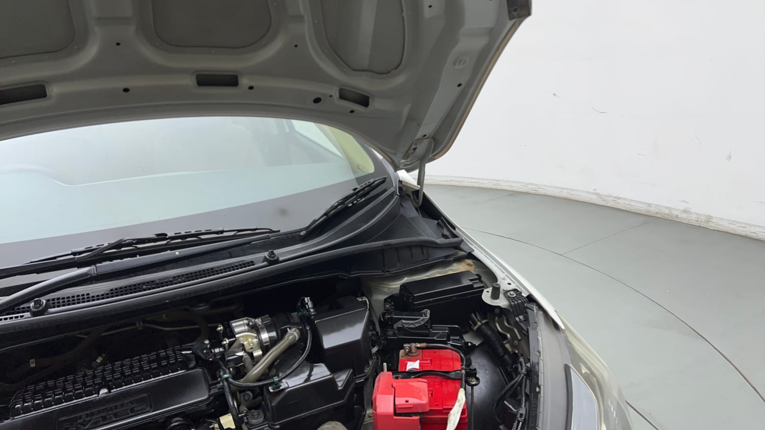 Used 2022 Honda City 4th Generation V Petrol Petrol Manual engine ENGINE LEFT SIDE HINGE & APRON VIEW