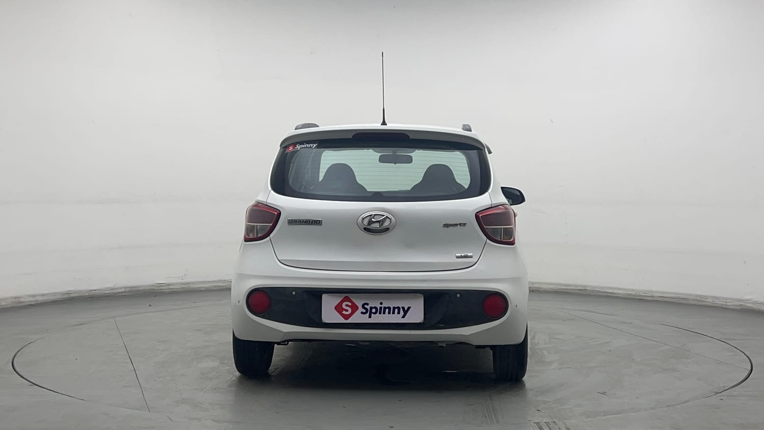 Used 2019 Hyundai Grand i10 Sportz 1.2 Kappa VTVT CNG (Outside Fitted) Cng Manual exterior BACK VIEW
