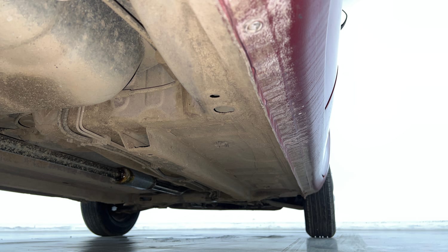 Used 2017 Datsun Redi-GO T (O) Petrol Manual extra REAR RIGHT UNDERBODY VIEW