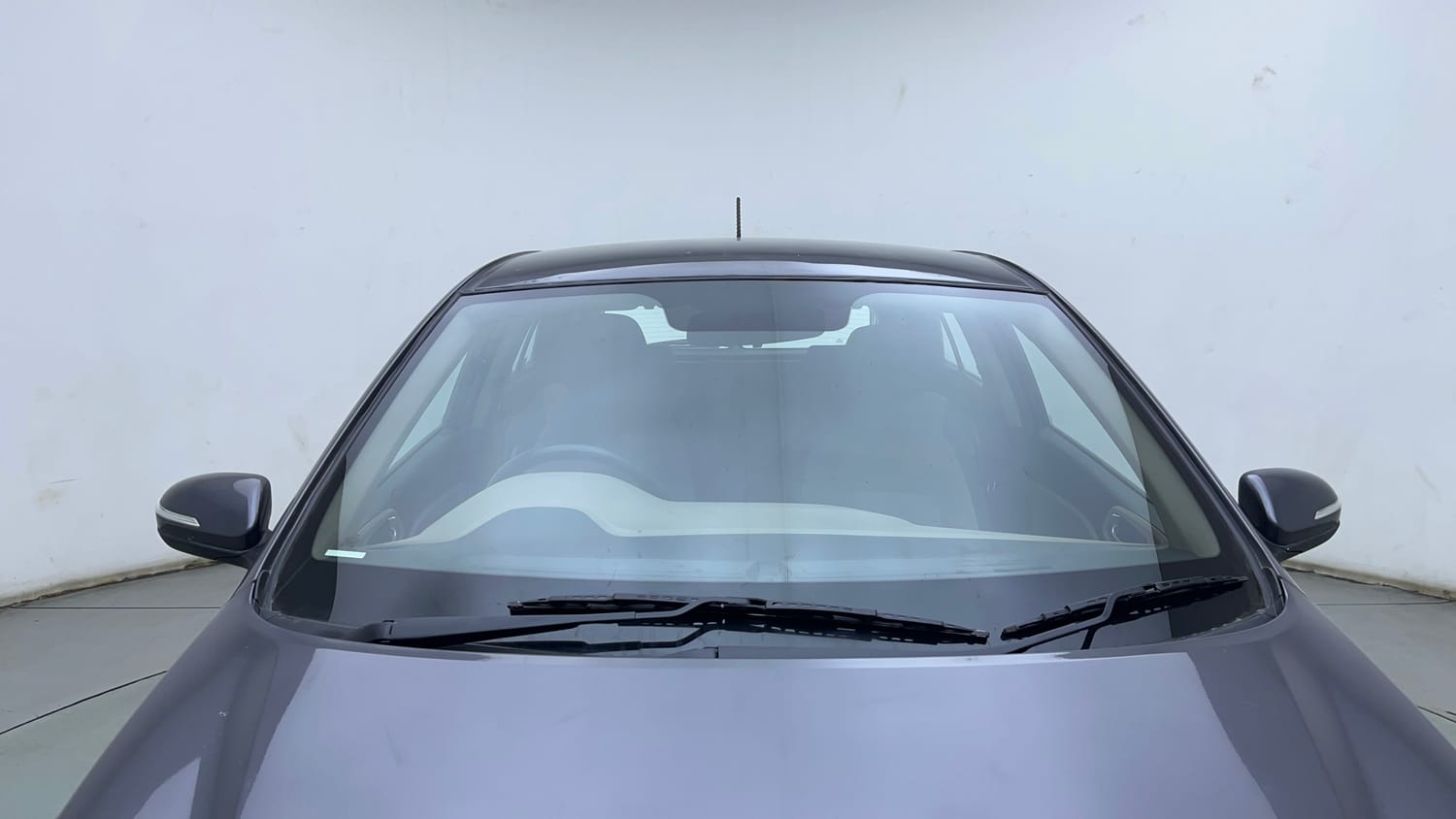 Used 2016 Hyundai Elite i20 Asta 1.2 Petrol Manual exterior FRONT WINDSHIELD VIEW