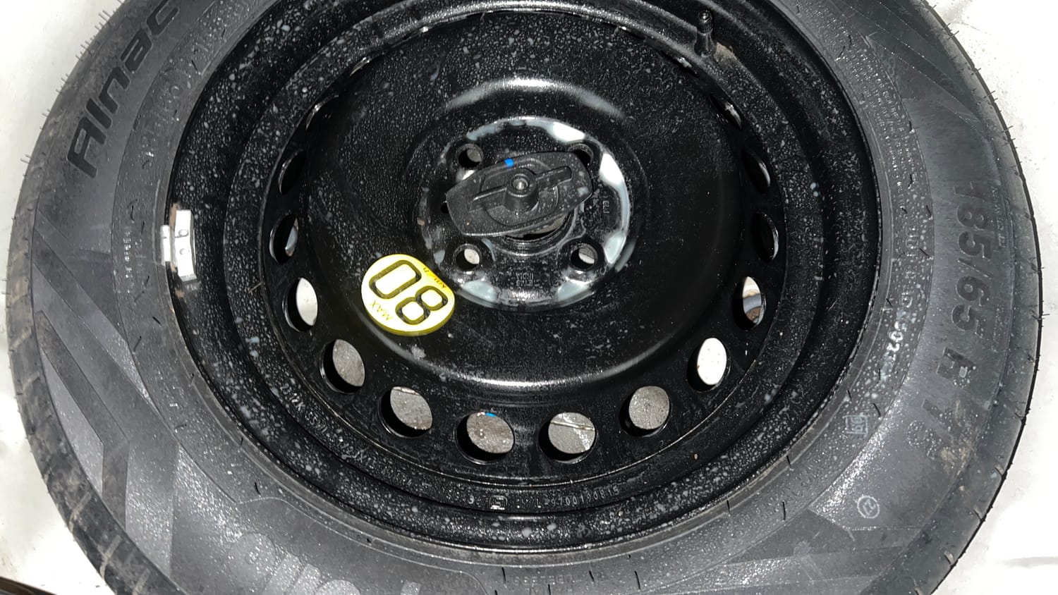 Used 2024 Maruti Suzuki Baleno Alpha MT Petrol Manual tyres SPARE TYRE VIEW