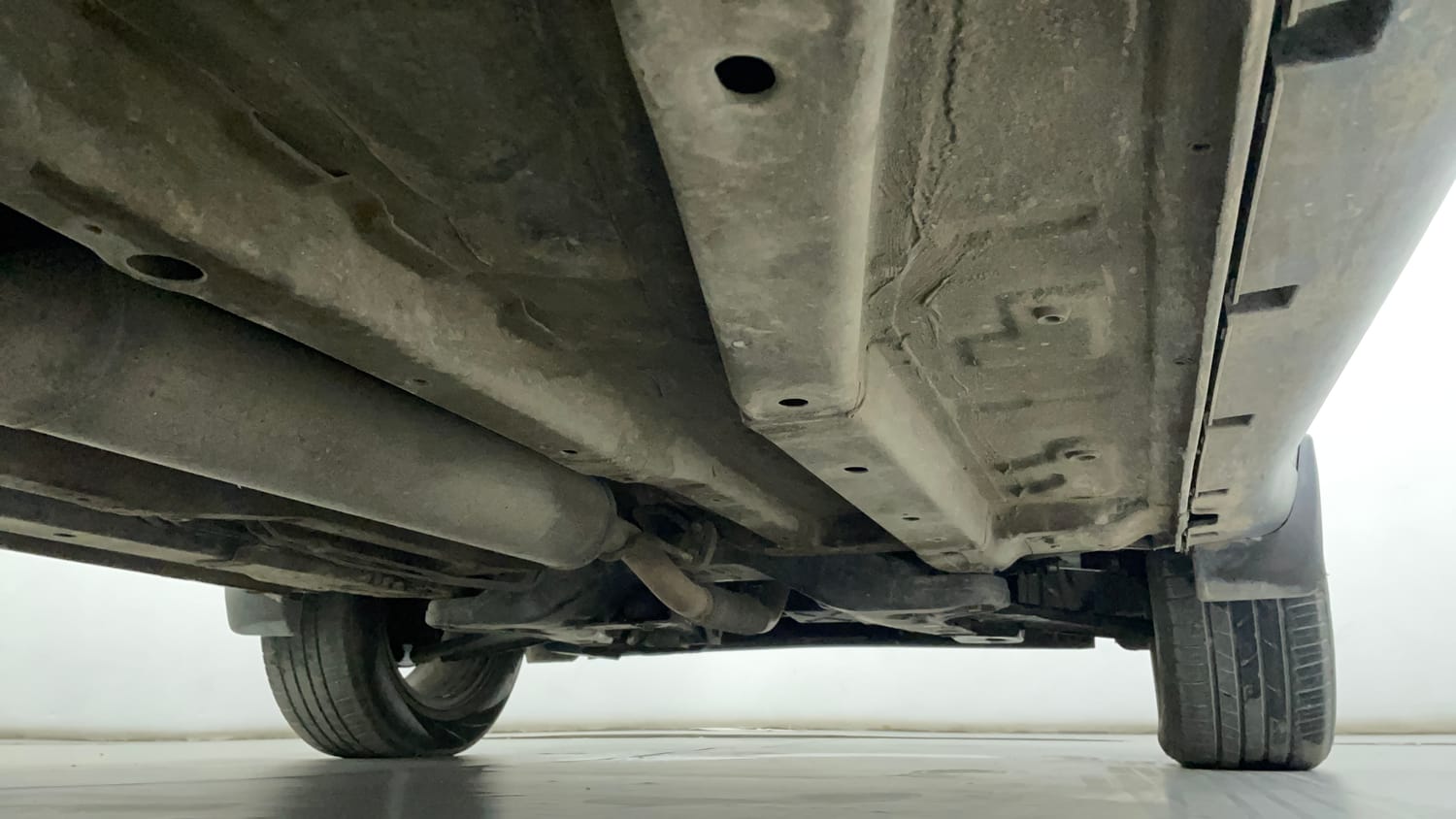 Used 2018 Tata Nexon XZ Plus Diesel Diesel Manual extra REAR RIGHT UNDERBODY VIEW
