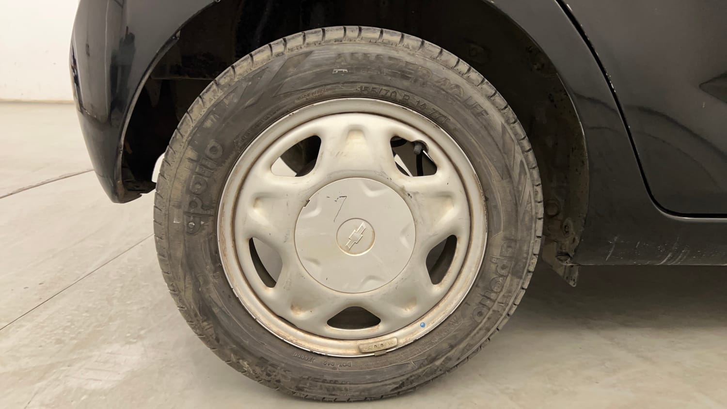 Used 2014 Chevrolet Beat LT Petrol Petrol Manual tyres RIGHT REAR TYRE RIM VIEW