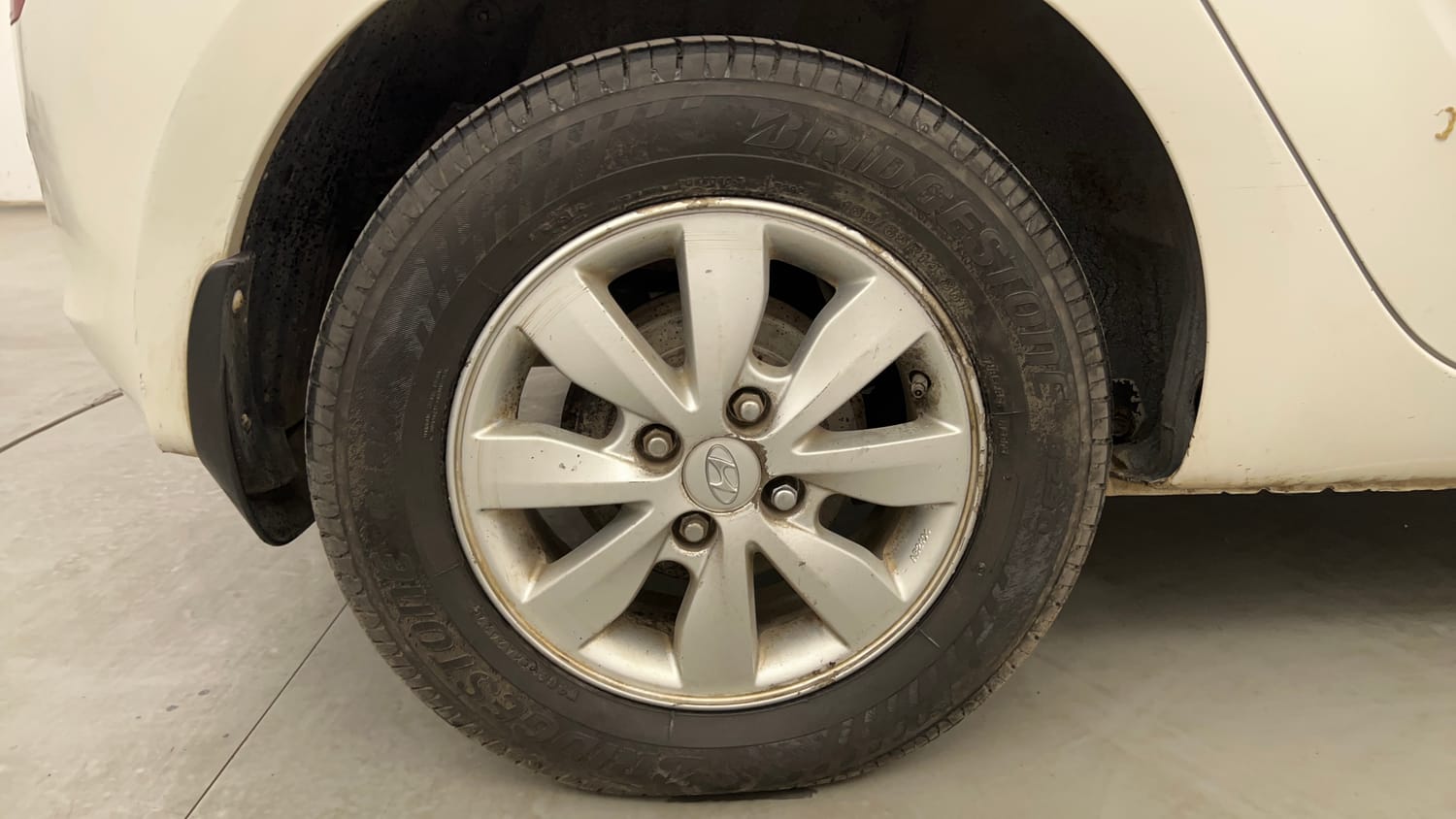 Used 2012 Hyundai i20 Asta 1.2 Petrol Manual tyres RIGHT REAR TYRE RIM VIEW
