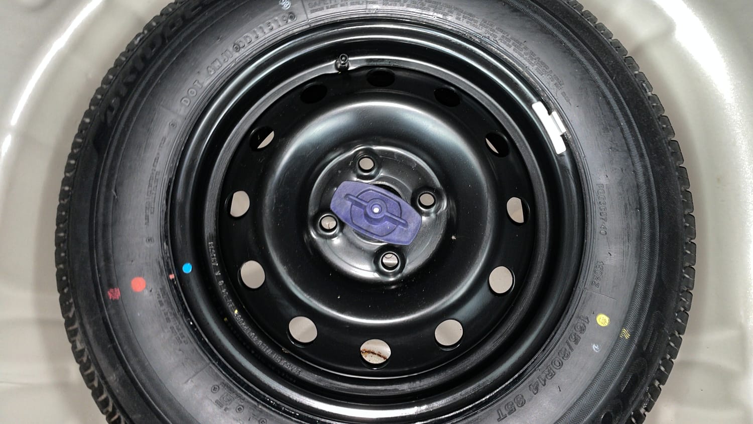 Used 2019 Maruti Suzuki Swift VXi AMT Petrol Automatic tyres SPARE TYRE VIEW