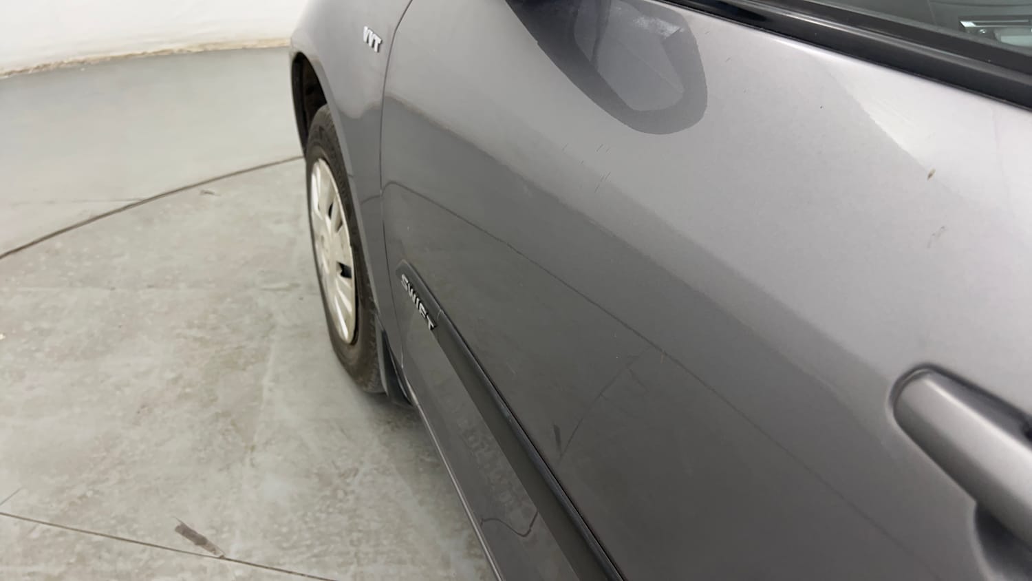 Used 2014 Maruti Suzuki Swift VXi Petrol Manual dents MINOR SCRATCH