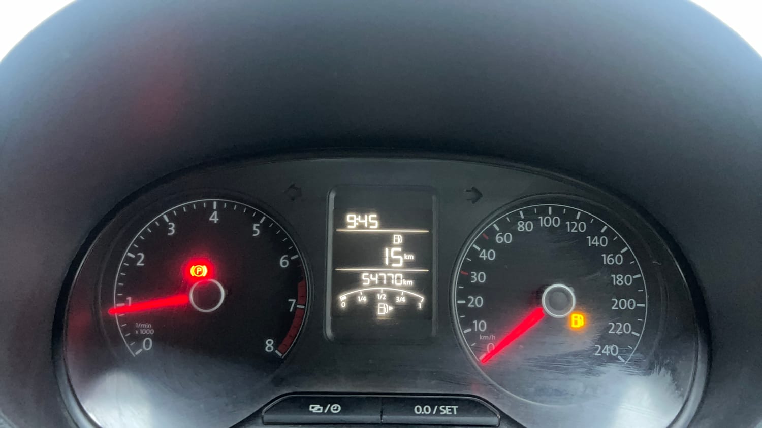 Used 2017 Volkswagen Polo Comfortline 1.2L (P) Petrol Manual interior CLUSTERMETER VIEW