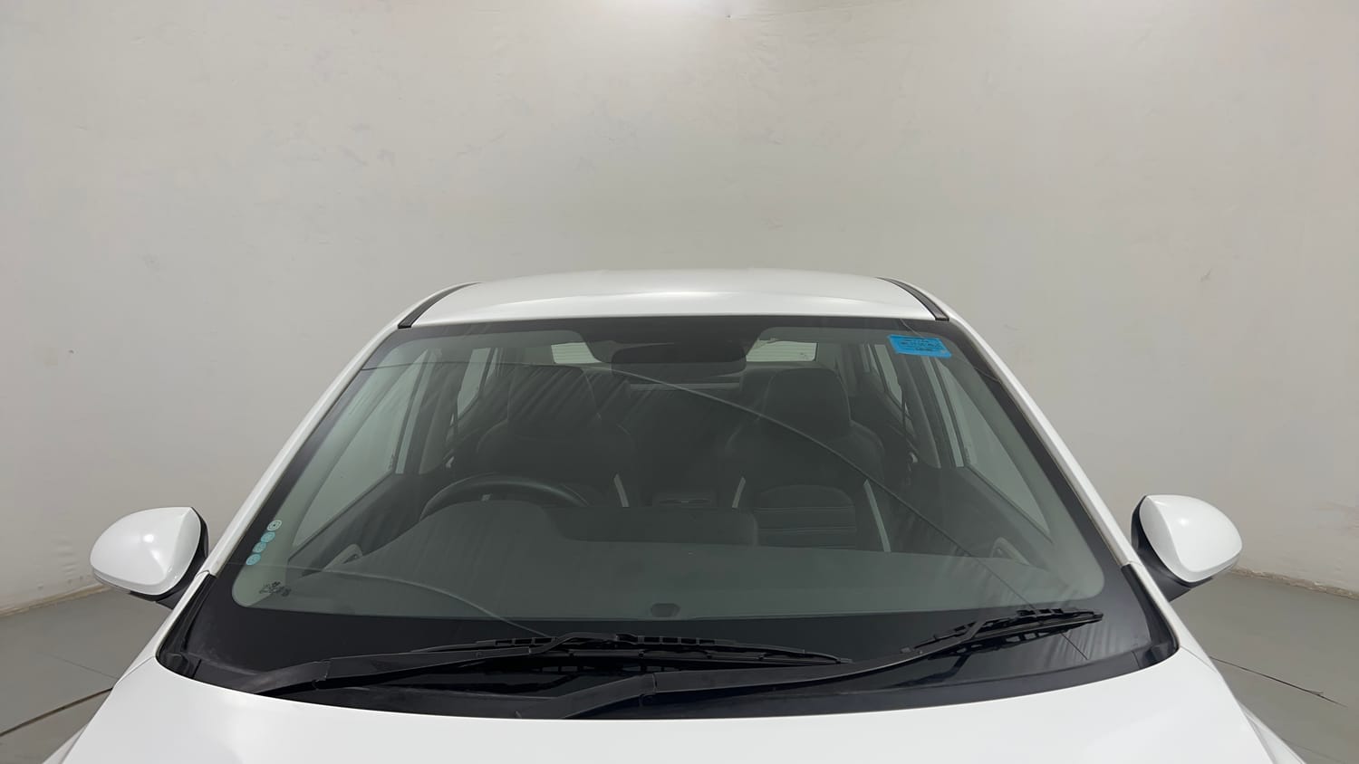Used 2022 Hyundai Aura SX 1.2 Petrol Petrol Manual exterior FRONT WINDSHIELD VIEW
