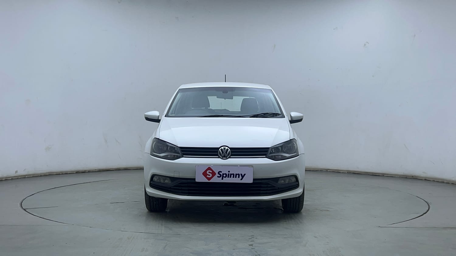 Used 2017 Volkswagen Polo Comfortline 1.2L (P) Petrol Manual exterior FRONT VIEW
