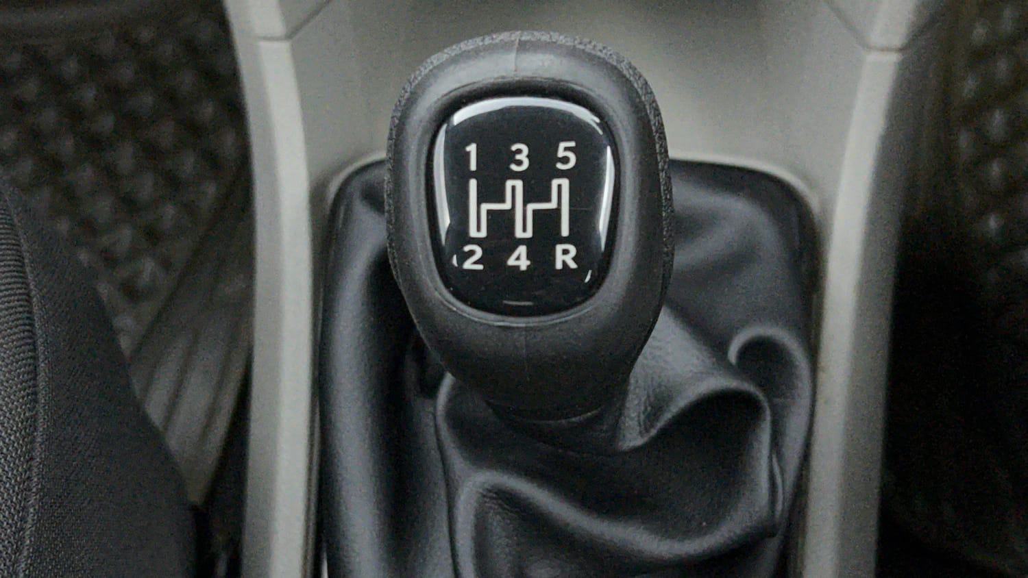 Used 2019 Tata Tiago Revotron XZ Petrol Manual interior GEAR  KNOB VIEW