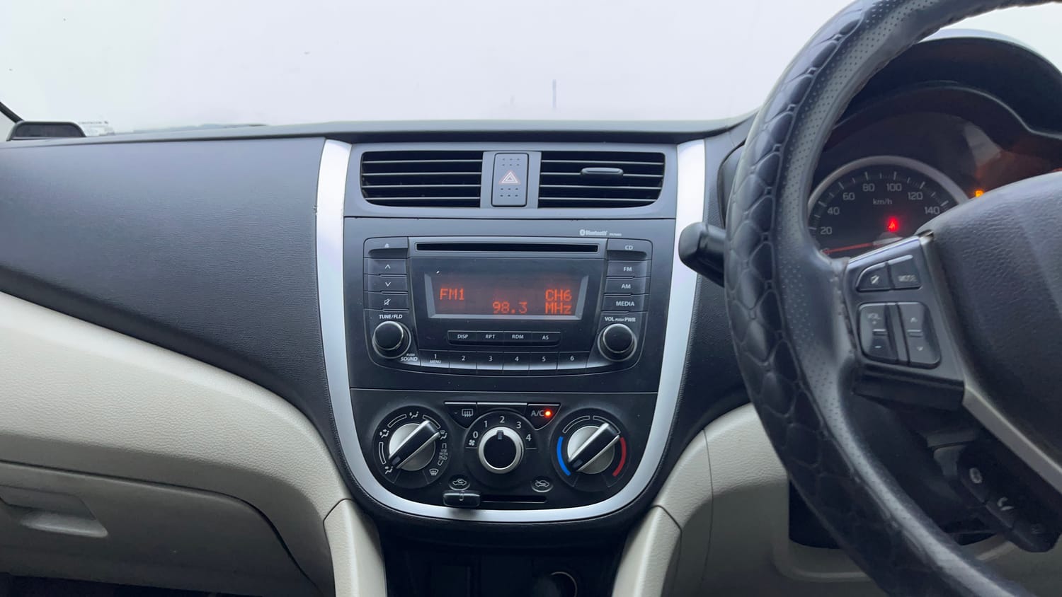 Used 2018 Maruti Suzuki Celerio ZXi (O) AMT Petrol Automatic interior MUSIC SYSTEM & AC CONTROL VIEW
