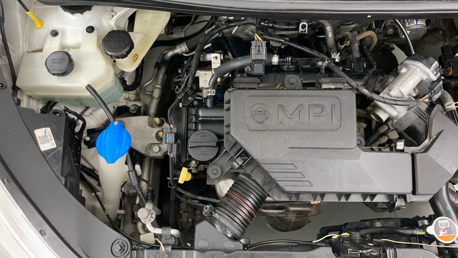 Used 2021 Hyundai Santro Magna Petrol Manual engine ENGINE RIGHT SIDE VIEW