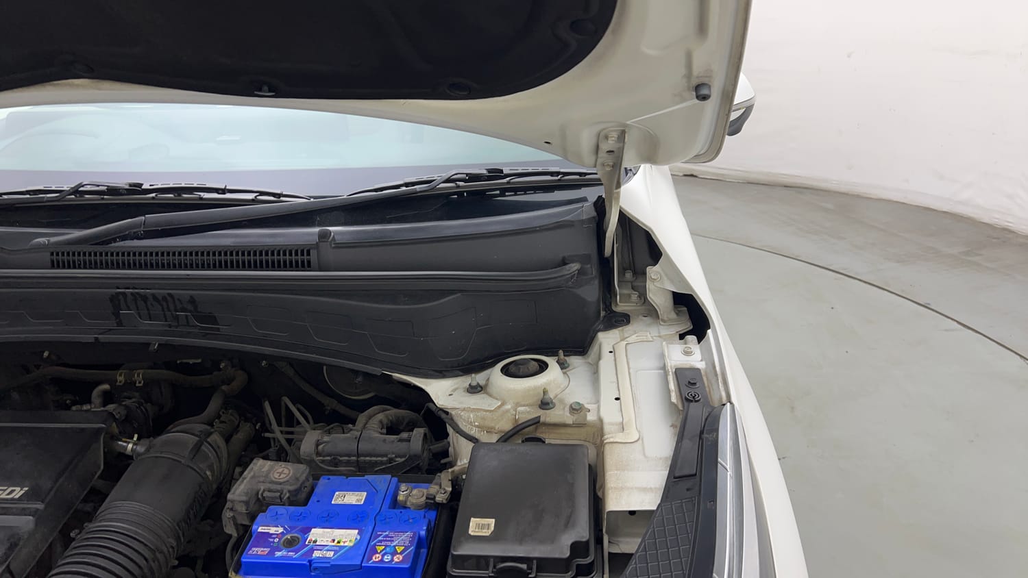 Used 2019 kia Seltos GTX Plus DCT 1.4 Petrol Automatic engine ENGINE LEFT SIDE HINGE & APRON VIEW