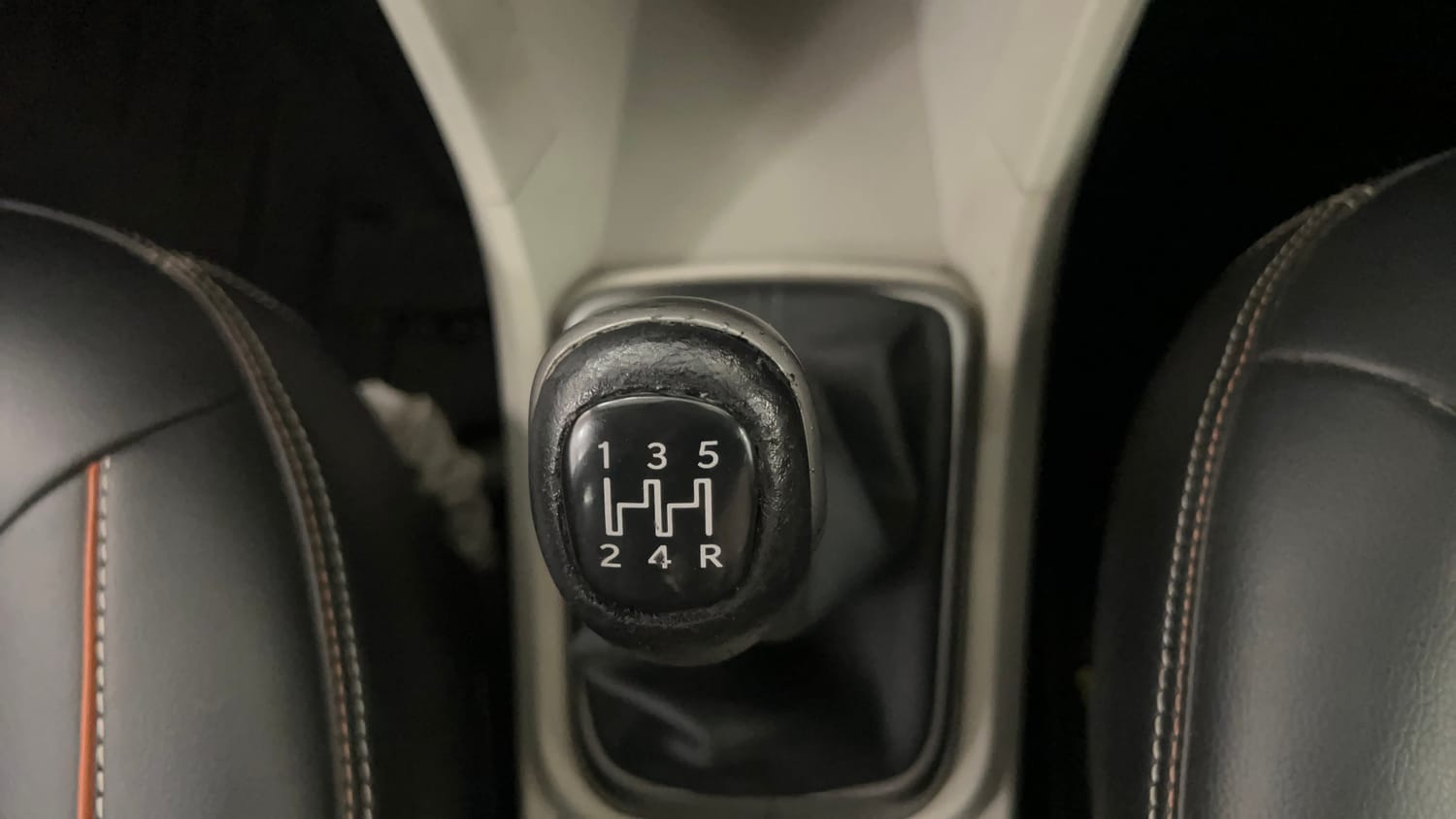 Used 2022 Tata Tigor XZ Plus CNG Cng Manual interior GEAR  KNOB VIEW