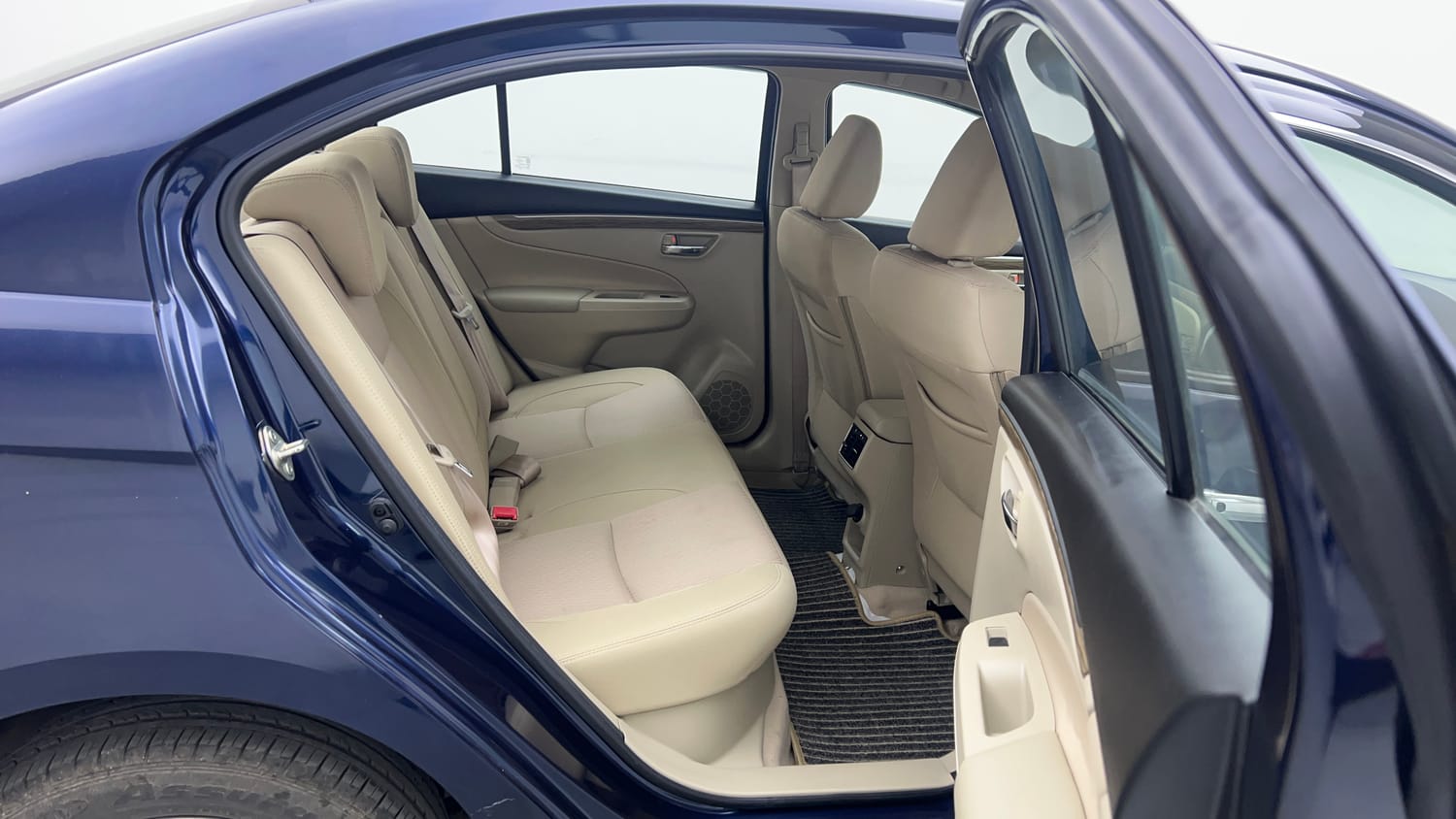 Used 2024 Maruti Suzuki Ciaz Zeta 1.5 AT Petrol Automatic interior RIGHT SIDE REAR DOOR CABIN VIEW