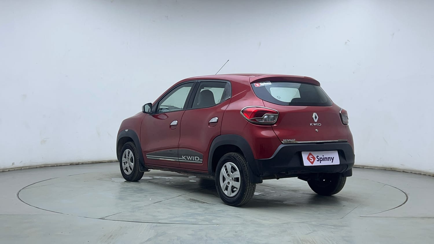 Used 2018 Renault Kwid RXT (O) 1.0 SCE Edition Petrol Manual exterior LEFT REAR CORNER VIEW