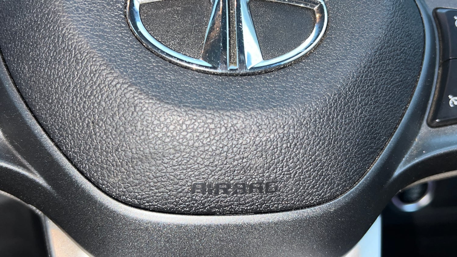 Used 2023 Tata Punch Creative AMT Petrol Automatic top_features Airbags
