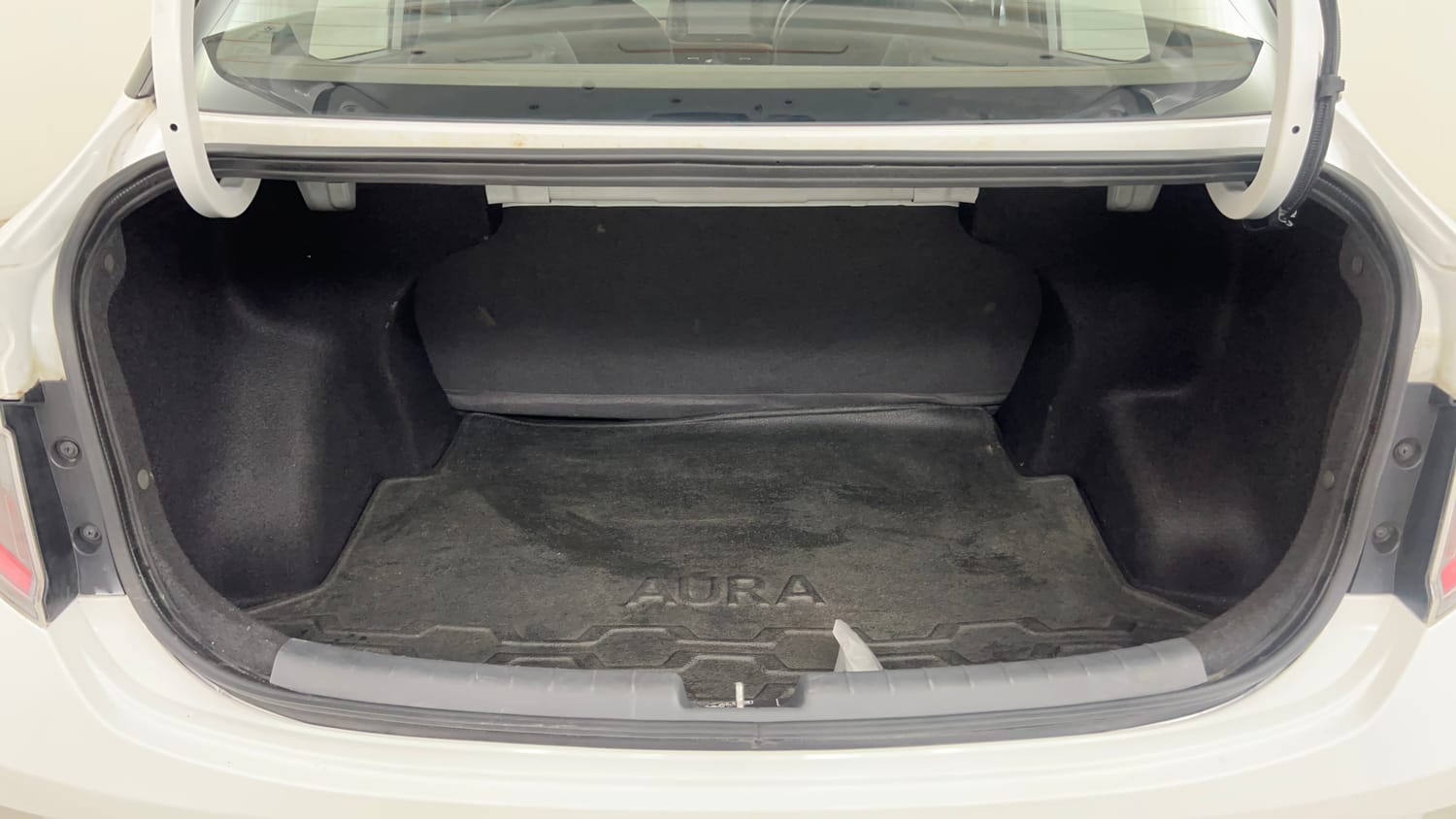 Used 2022 Hyundai Aura SX 1.2 Petrol Petrol Manual interior DICKY INSIDE VIEW