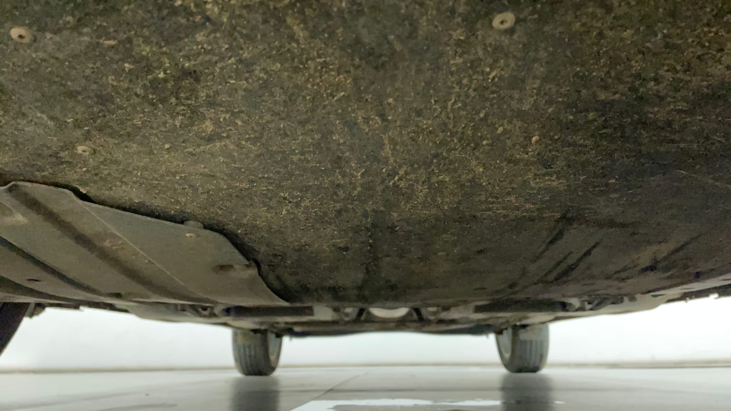 Used 2024 Maruti Suzuki Baleno Zeta AGS Petrol Automatic extra FRONT LEFT UNDERBODY VIEW