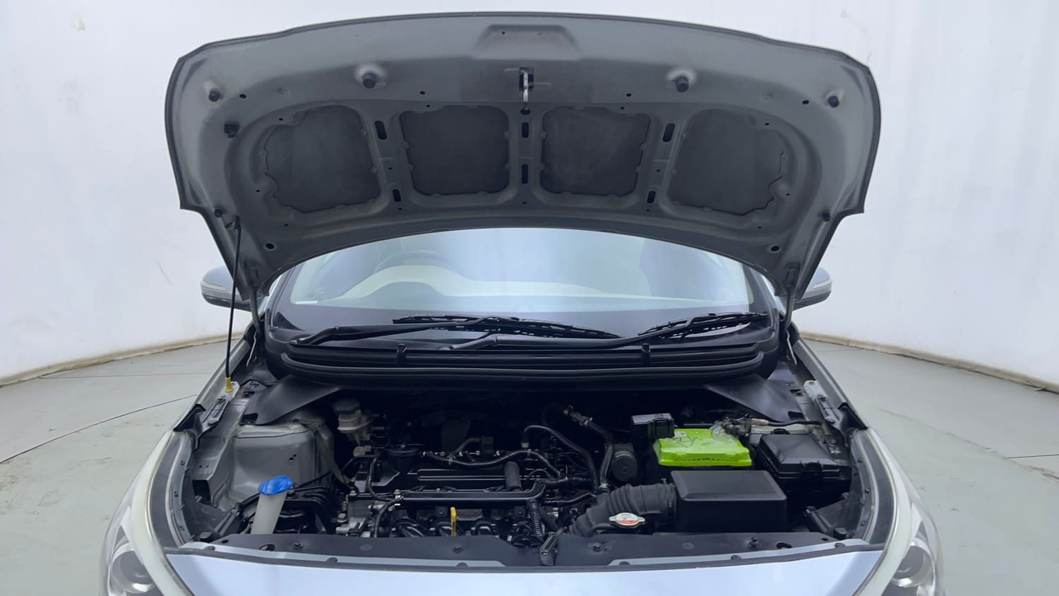 Used 2020 Hyundai Elite i20 Asta 1.2 (O) CVT Petrol Automatic engine ENGINE & BONNET OPEN FRONT VIEW