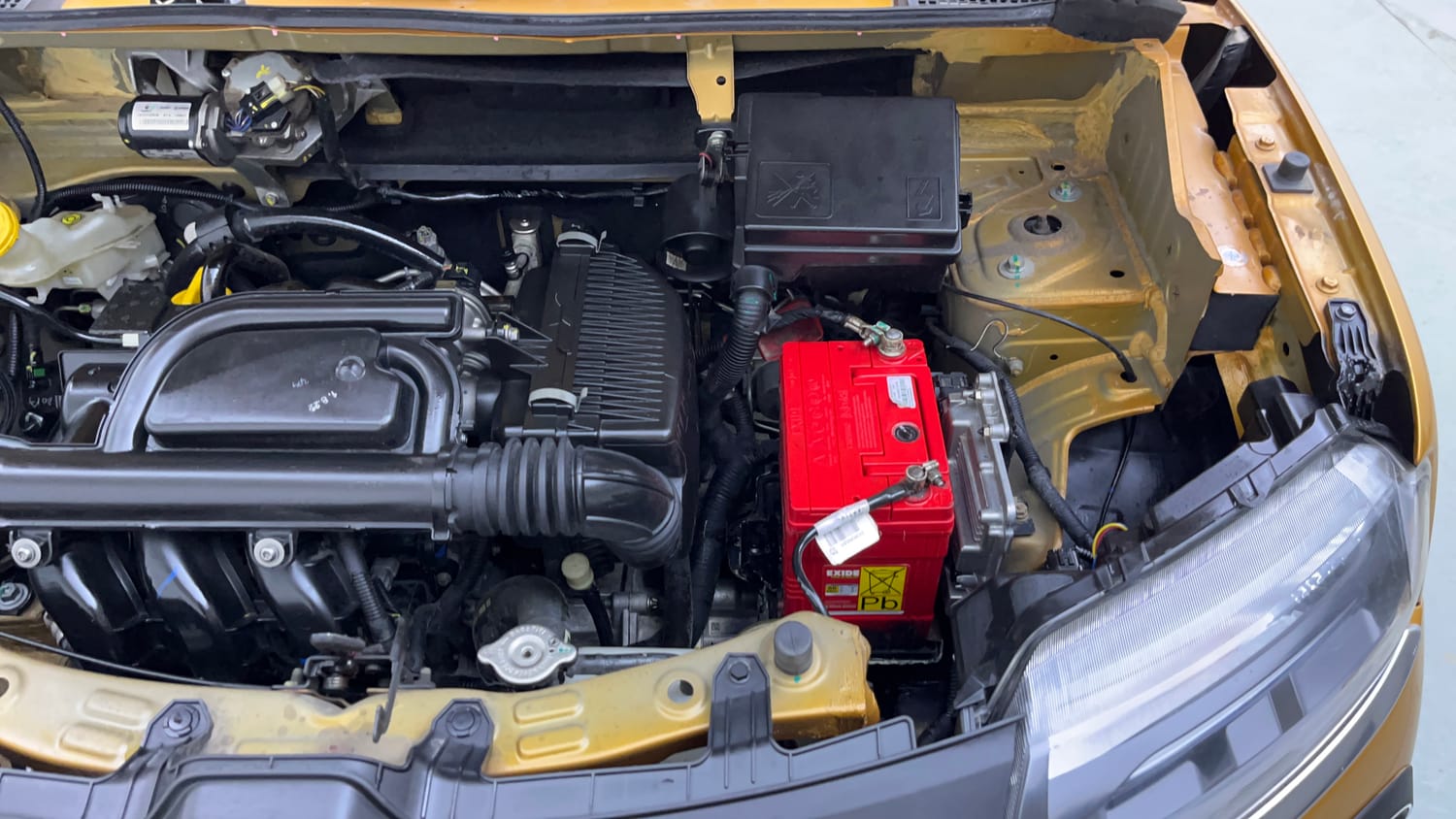 Used 2022 Renault Kwid CLIMBER AMT Petrol Automatic engine ENGINE LEFT SIDE VIEW