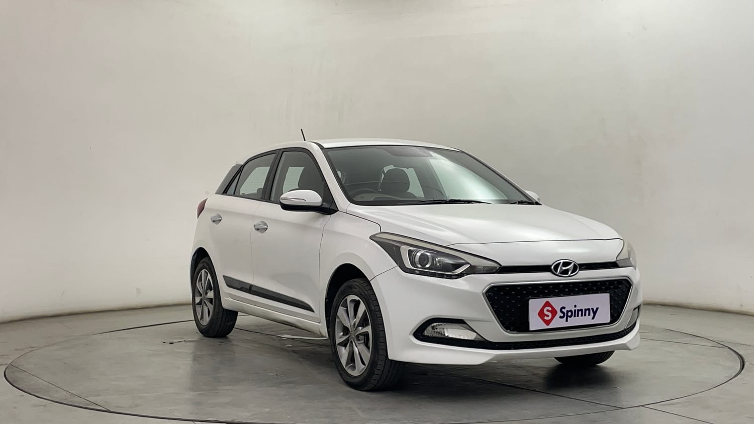 Used 2017 Hyundai Elite i20 Asta 1.2 (O) Petrol Manual exterior RIGHT FRONT CORNER VIEW
