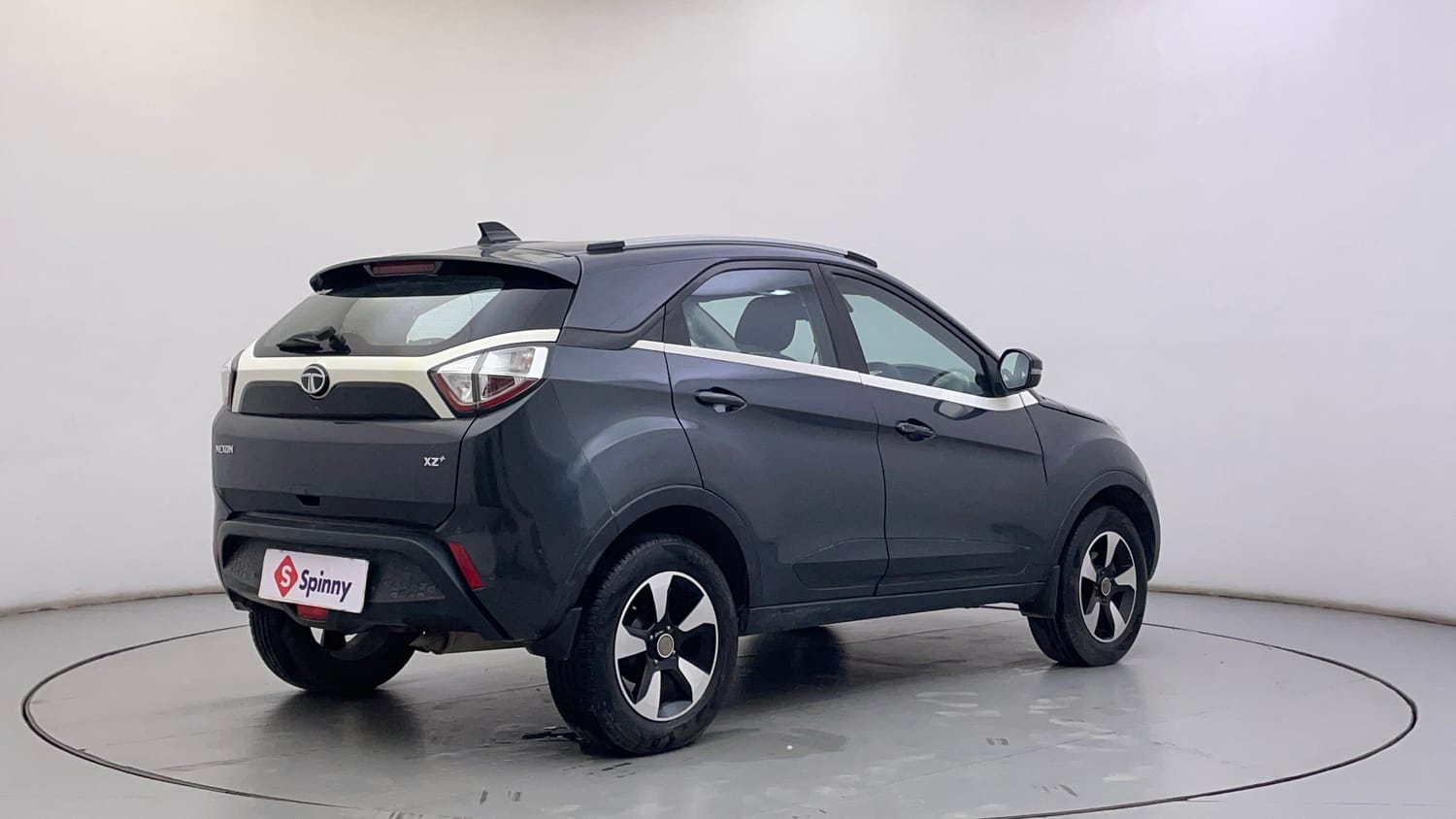 Used 2018 Tata Nexon XZ Plus Diesel Diesel Manual exterior RIGHT REAR CORNER VIEW