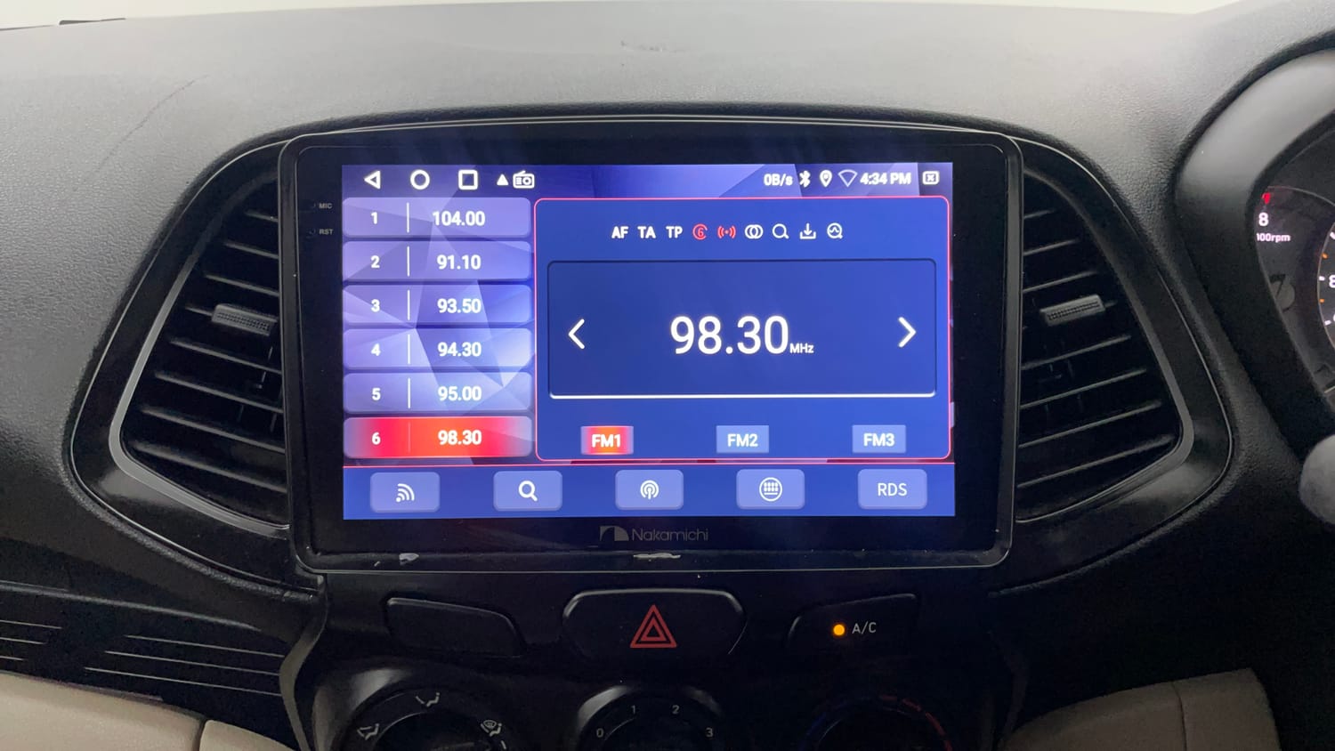 Used 2021 Hyundai Santro Magna Petrol Manual top_features Integrated (in-dash) music system