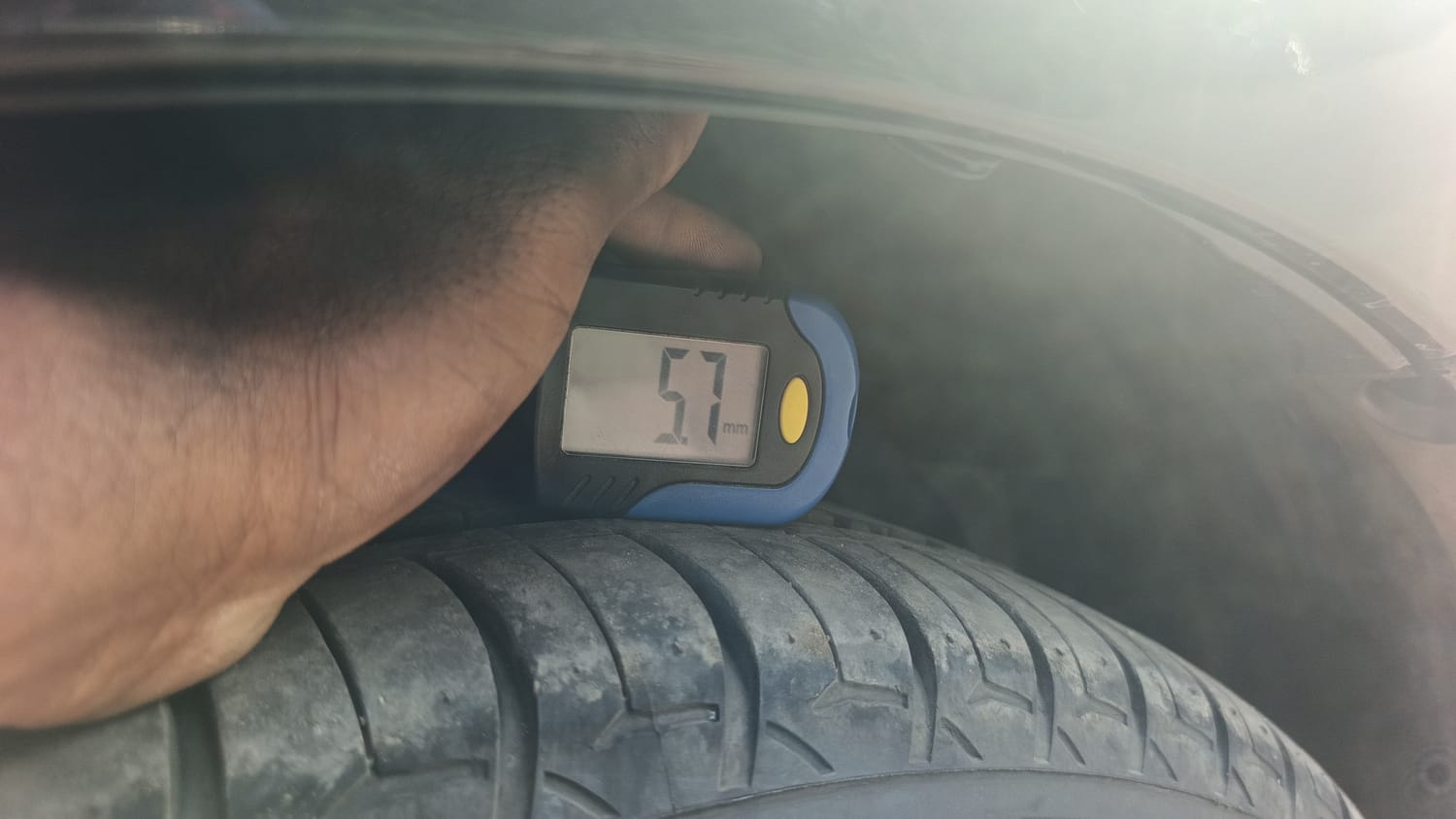 Used 2023 Honda City ZX Petrol Petrol Manual tyres RIGHT FRONT TYRE TREAD VIEW