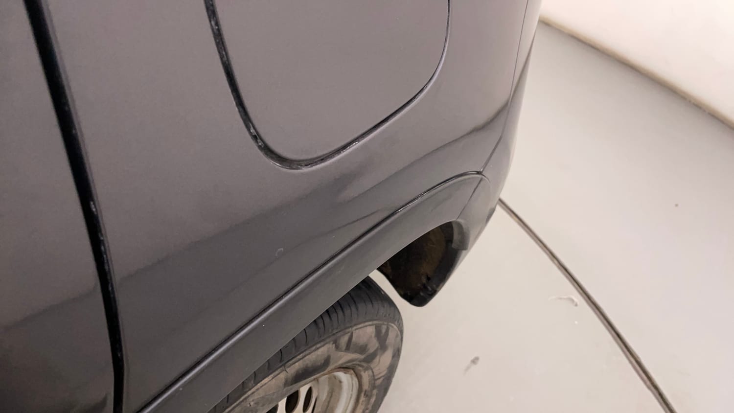 Used 2017 Maruti Suzuki Vitara Brezza LDi (O) Diesel Manual dents MINOR SCRATCH