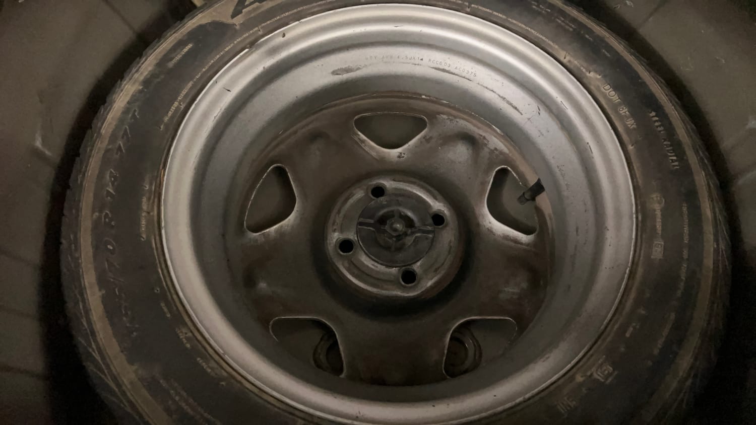 Used 2014 Chevrolet Beat LT Petrol Petrol Manual tyres SPARE TYRE VIEW