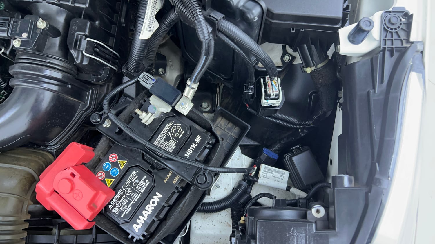 Used 2024 Honda City V Petrol CVT Petrol Automatic engine ENGINE LEFT SIDE VIEW